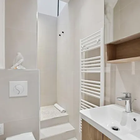 Apartment 523 Batignolles - Superbe